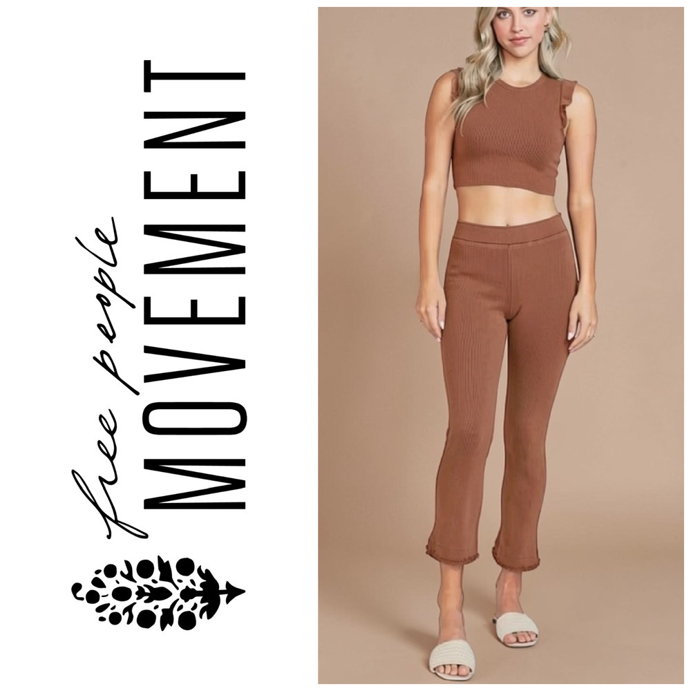 Free People Movement Ribbed Knit Cropped Flare Pants Lettuce Hem Low Rise Sz L - Picture 1 of 8